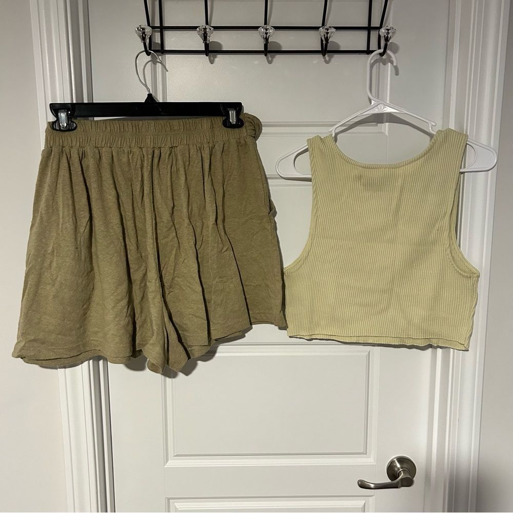 Free People Set - Picture 4 of 4